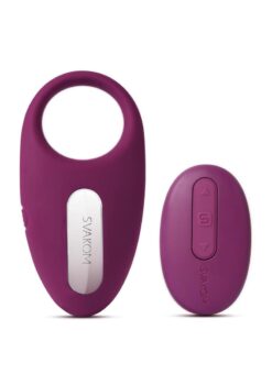Svakom Winni Silicone Rechargeable Clitoral Stimulator Couple`s Ring with Remote - Purple