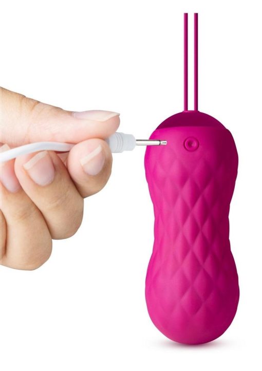 Lush Carina Rechargeable Silicone Vibrating Egg - Velvet Fuchsia - Image 3